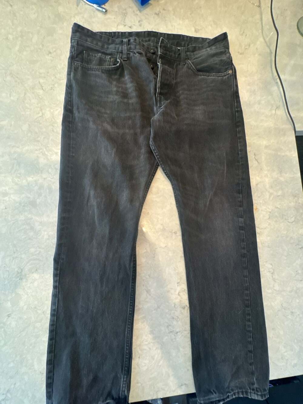 H&M Straight Regular Waist Black Jeans 34x32